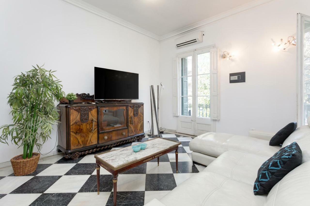 1229 - Awesome City Center Apartment With Terrace Barcellona Esterno foto