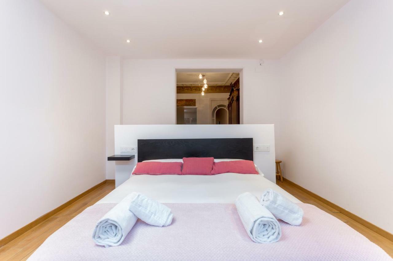 1229 - Awesome City Center Apartment With Terrace Barcellona Esterno foto